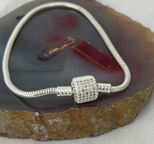 PANDORA TUBO CRAVEJADO -17CM