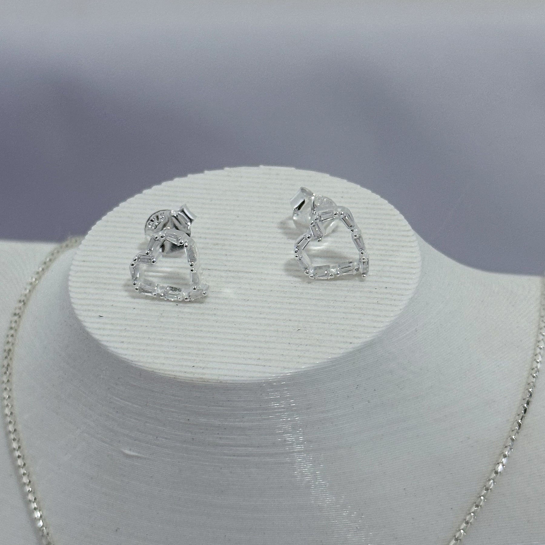 CONJUNTO CORAÇAO VAZ. CRV.BAGUETES CRISTAIS