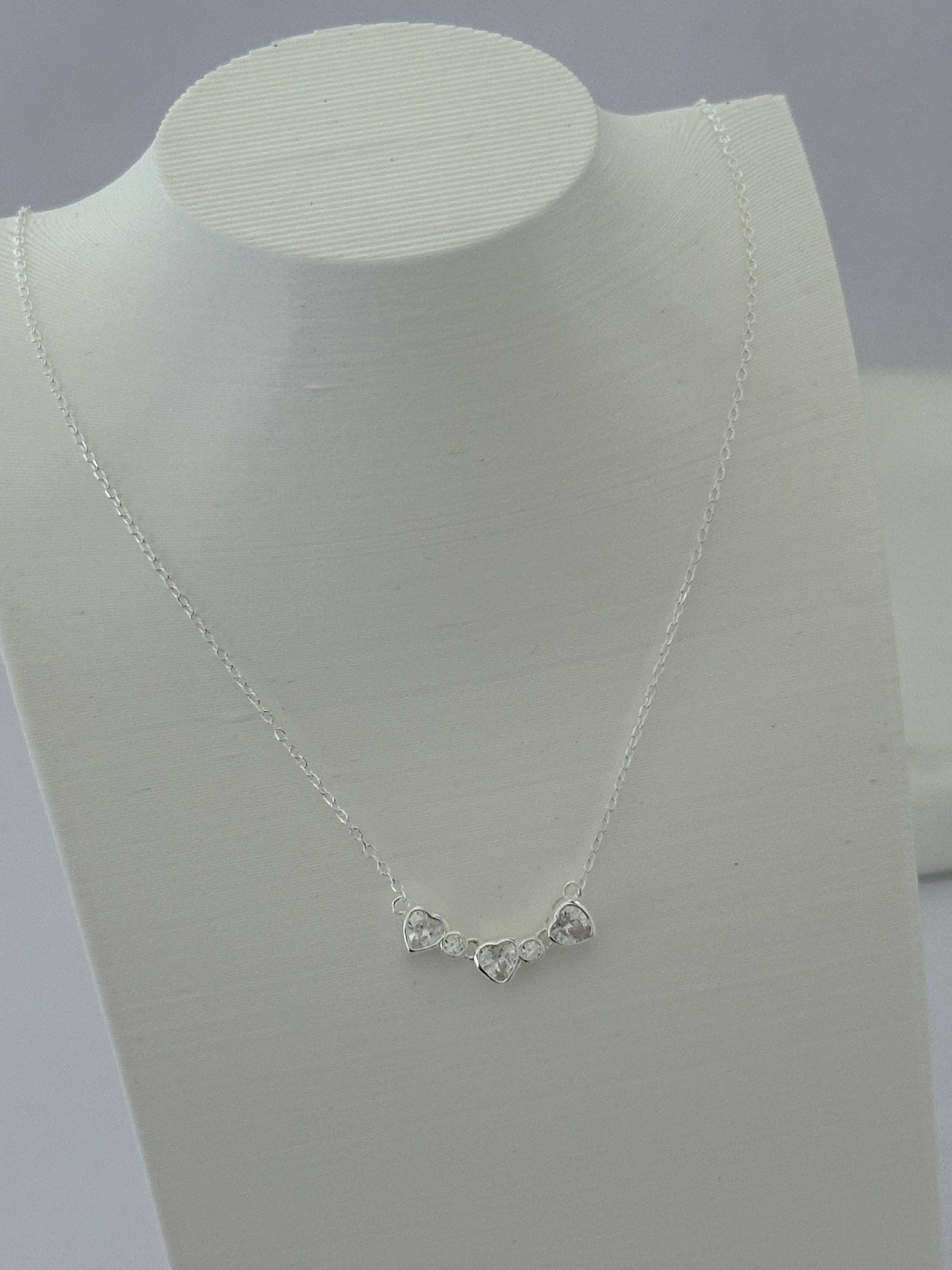 Colar 3 Corações Crv Inglesa