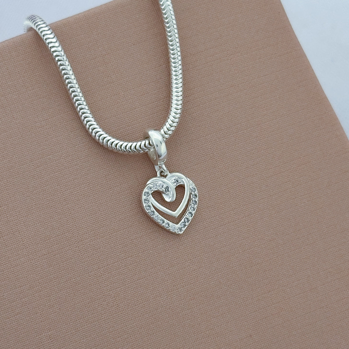 BERLOQUE CORAÇÃO DE LAÇO CRV