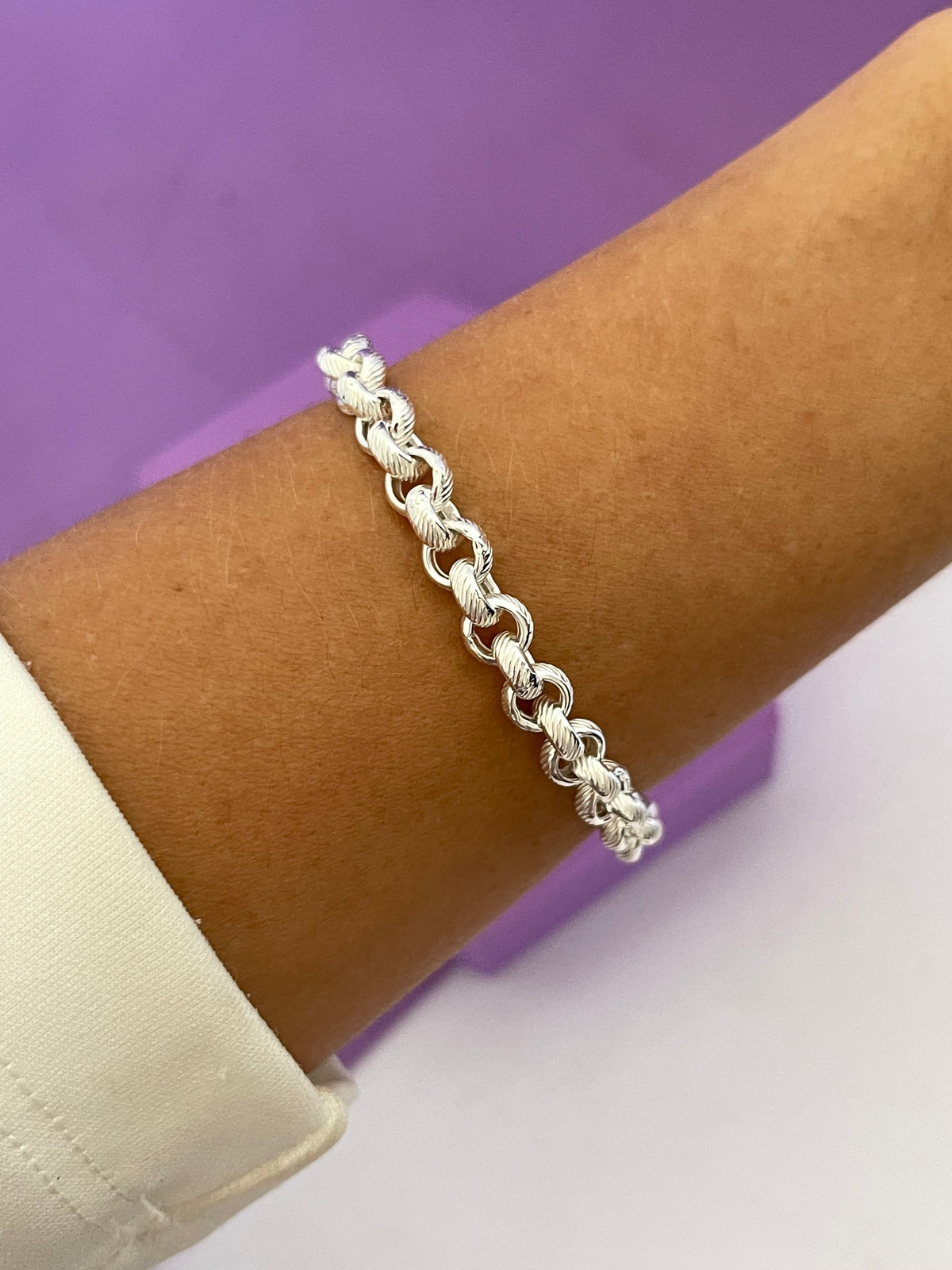 PULSEIRA ELO PORTUGUÊSDIAMANTADA 7MM - 18,5CM
