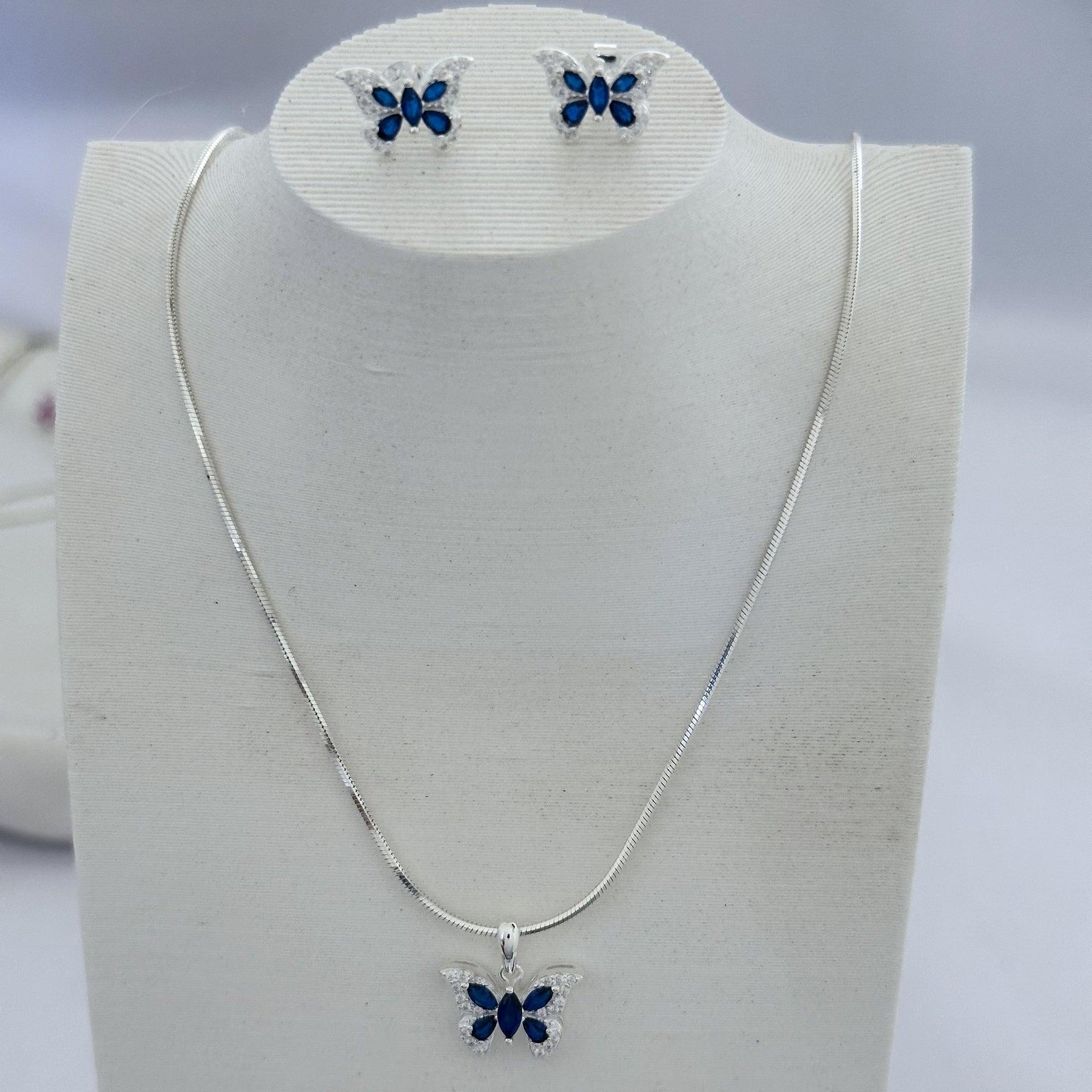 CONJUNTO BORBOLETA CRVAZUL